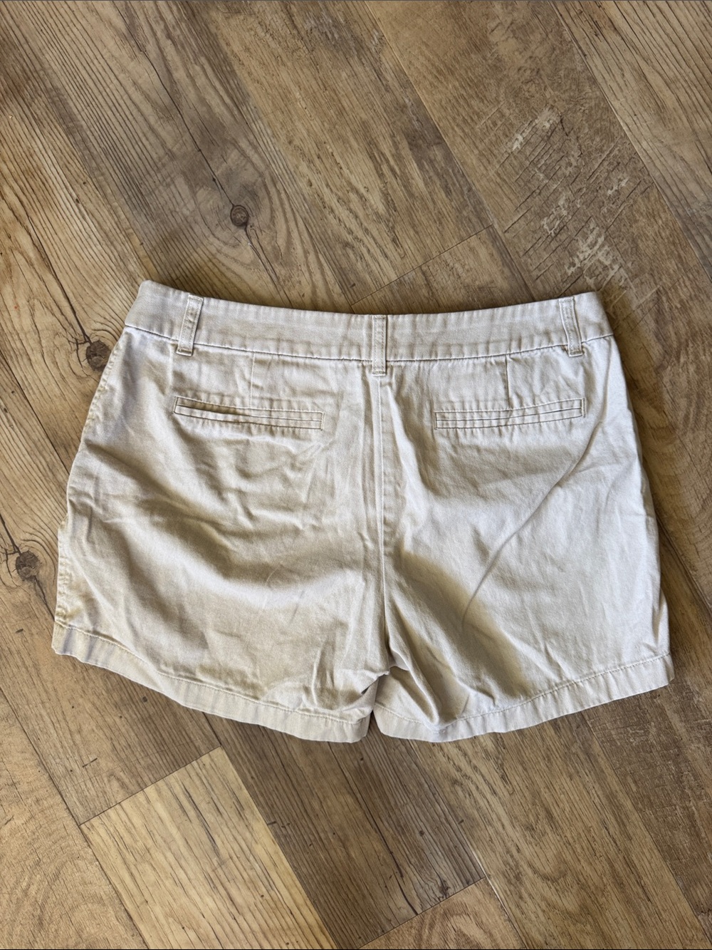 J. Crew Women's Light Khaki Chino Shorts Size 10 - Picture 8 of 11